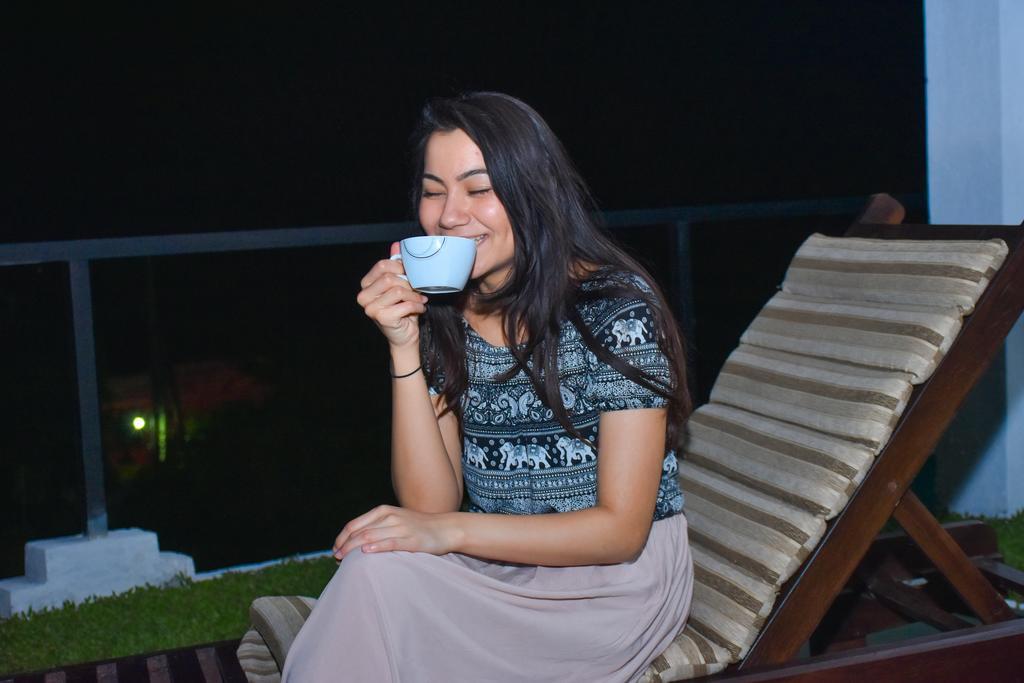 Nebula Residence Negombo Kültér fotó